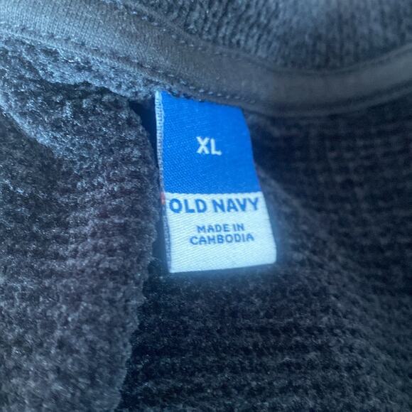 Old Navy Black Cozy Chenille Button-
Down Top - Picture 8 of 10